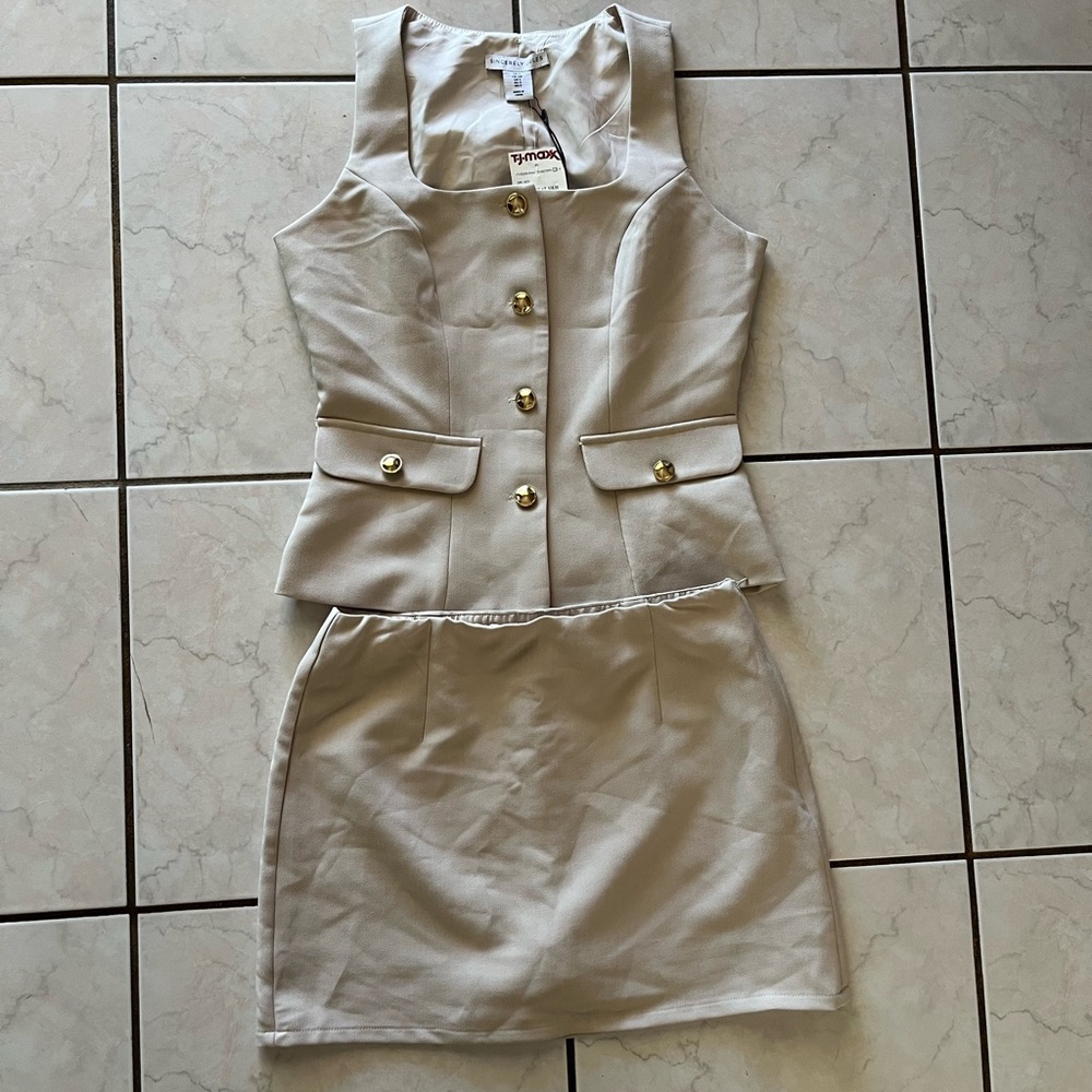 Sincerely Jules Cream Vest and Skirt Set